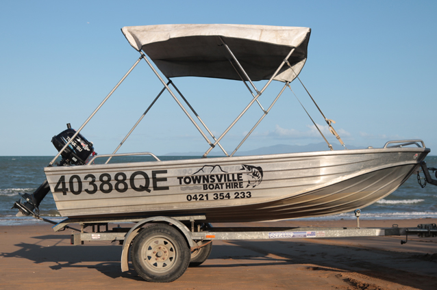 Townsville Boat Hire Boat 04